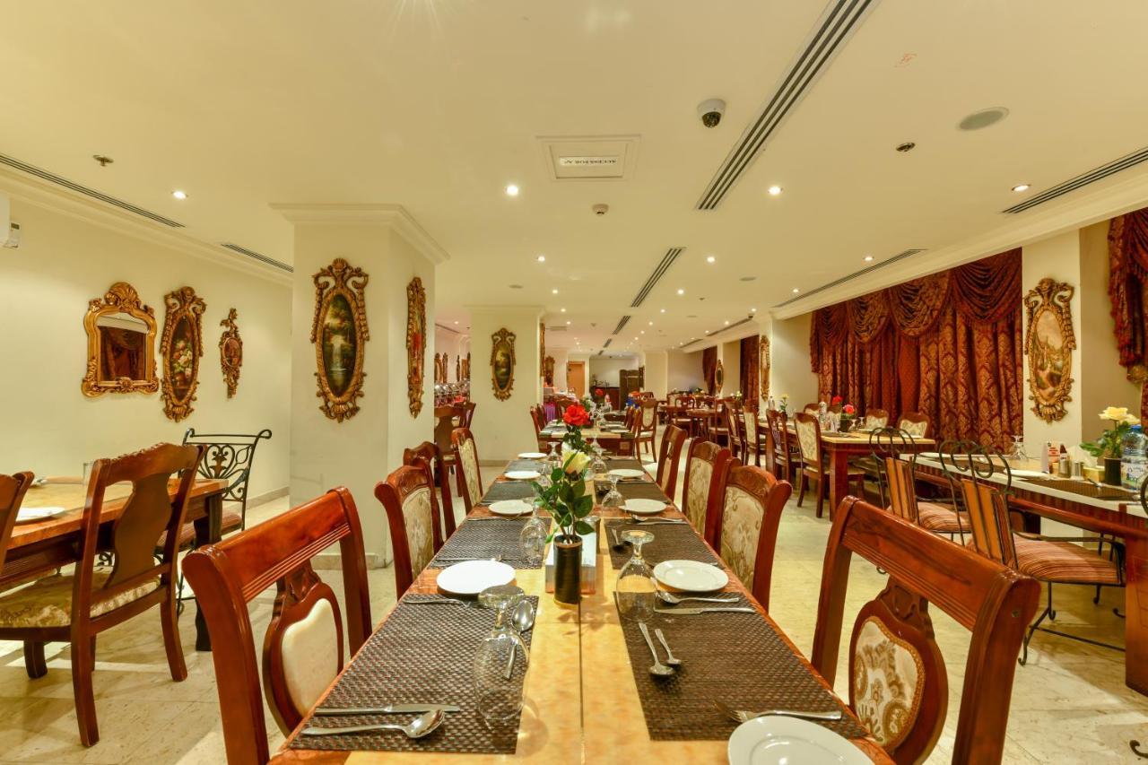 Cayam Hotel Doha Exteriör bild